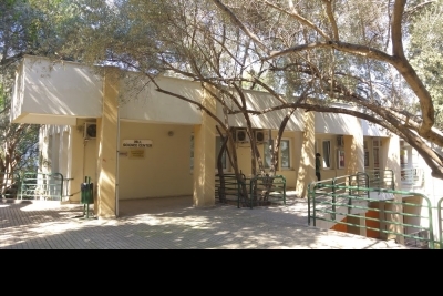 Özel İzmir Akder Anadolu Lisesi / Amerikan Kültür Koleji fotoğraf 3